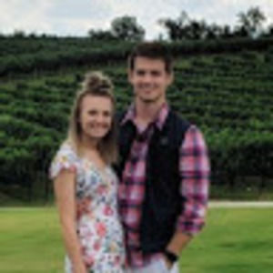 Meet your Posher, Carly